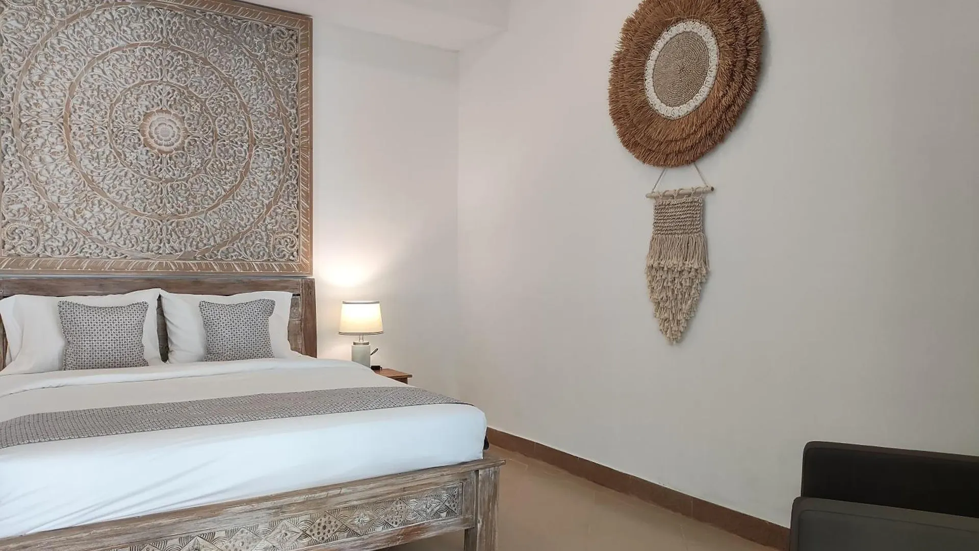 Villa Bidadari - 2Br Tropical Seminyak