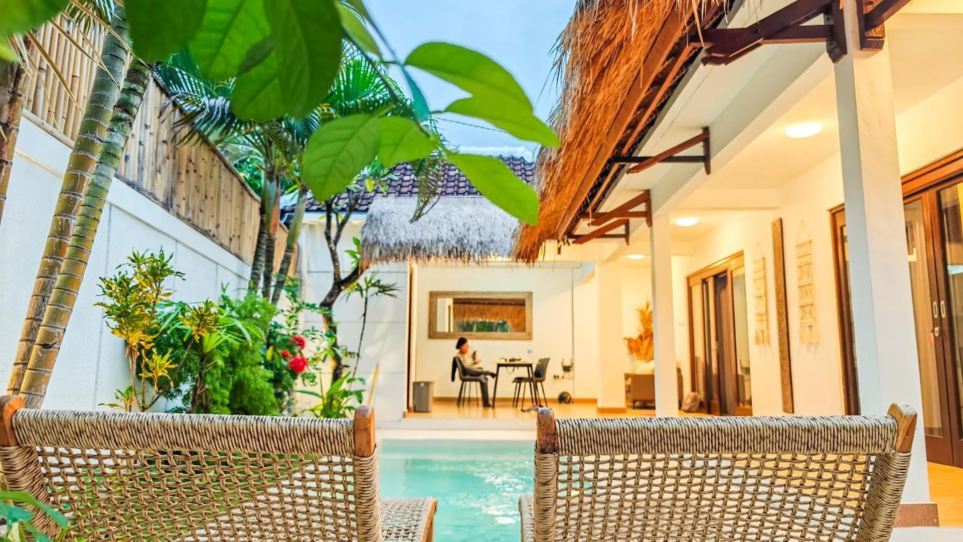 Villa Bidadari - 2Br Tropical Seminyak