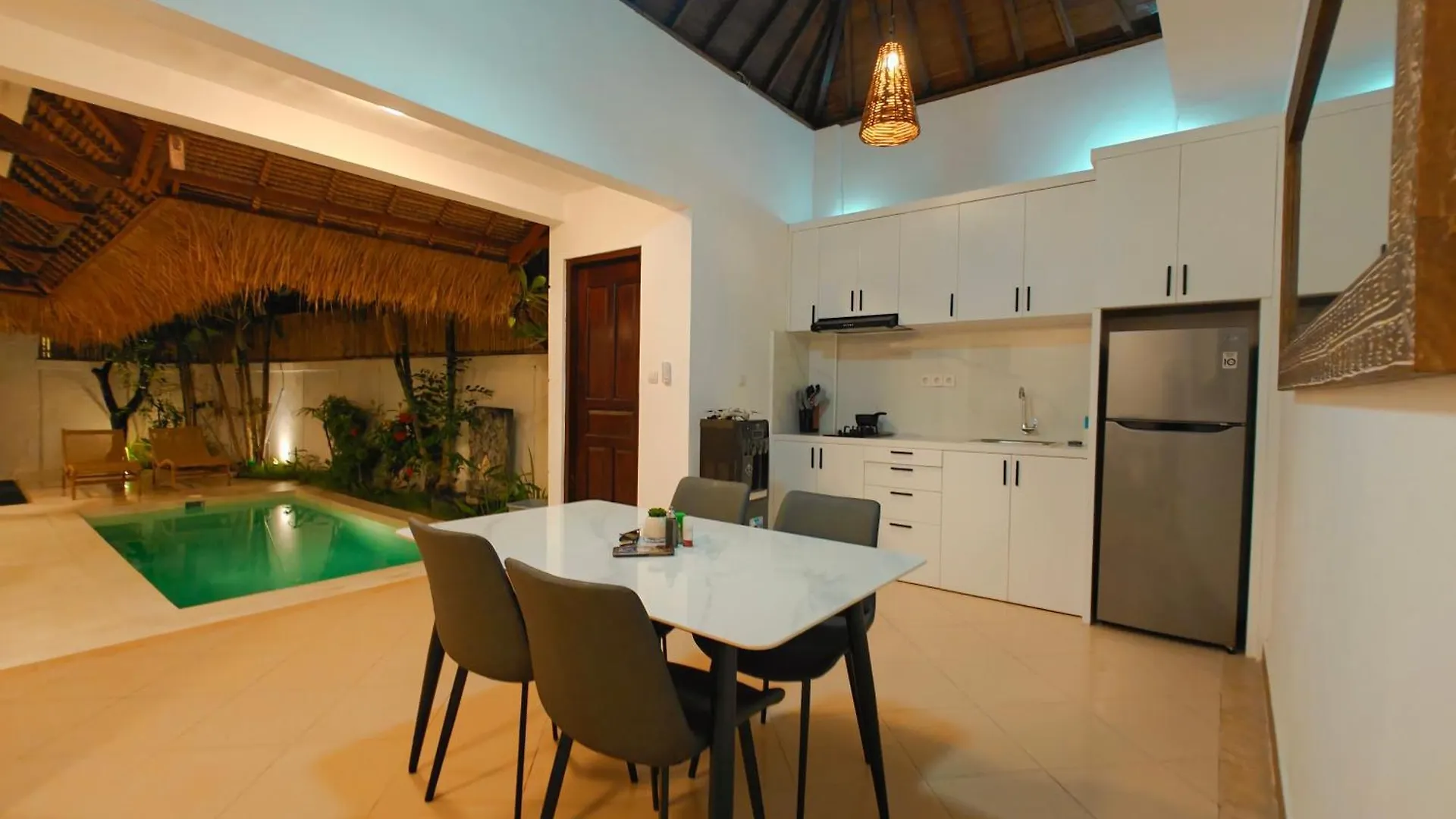 Villa Bidadari - 2Br Tropical Seminyak Indonesia